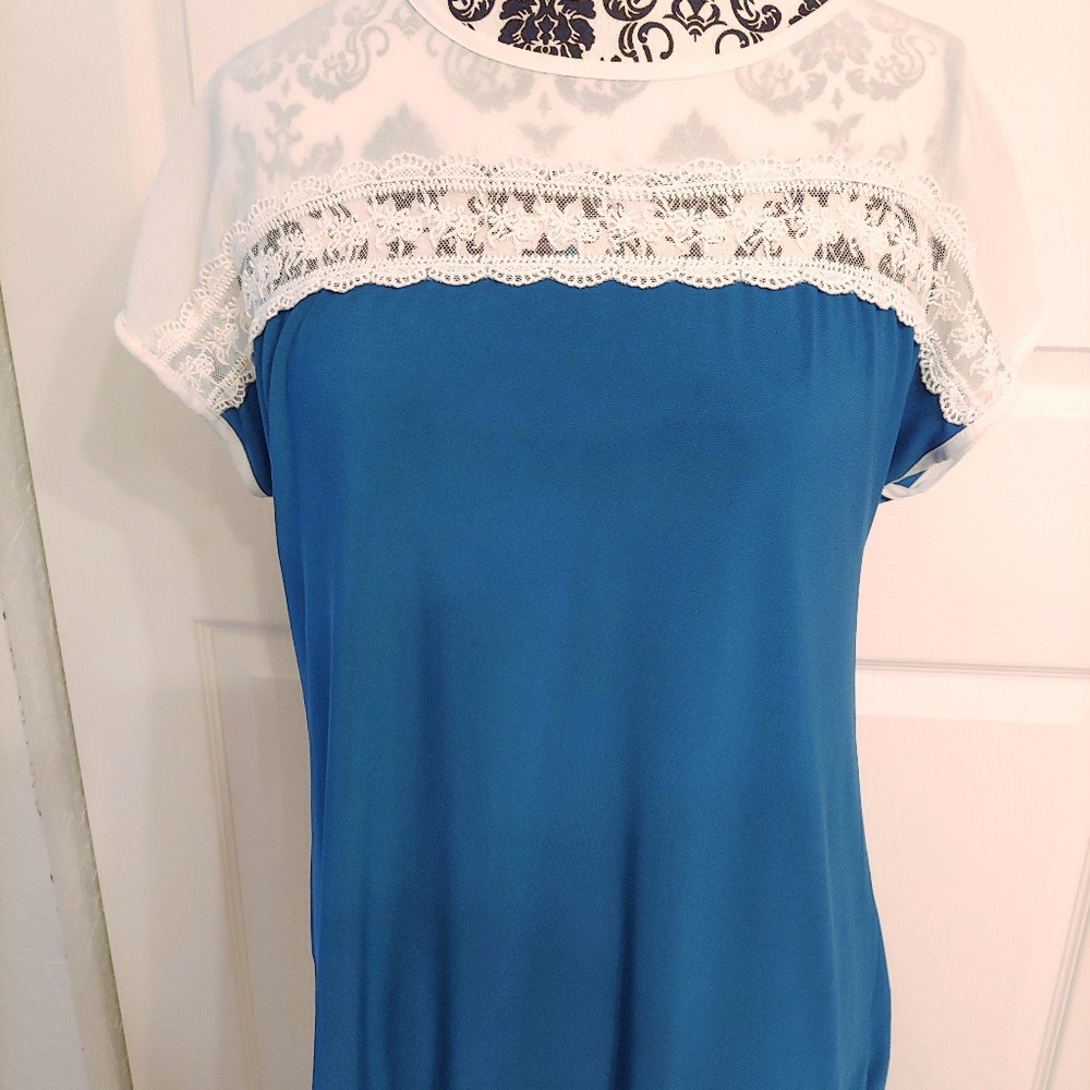 Pretty blue and white top with lace detail